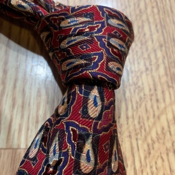 Robert Talbott “Seven Fold” Hand Made Silk Tie - Picture 6 of 8